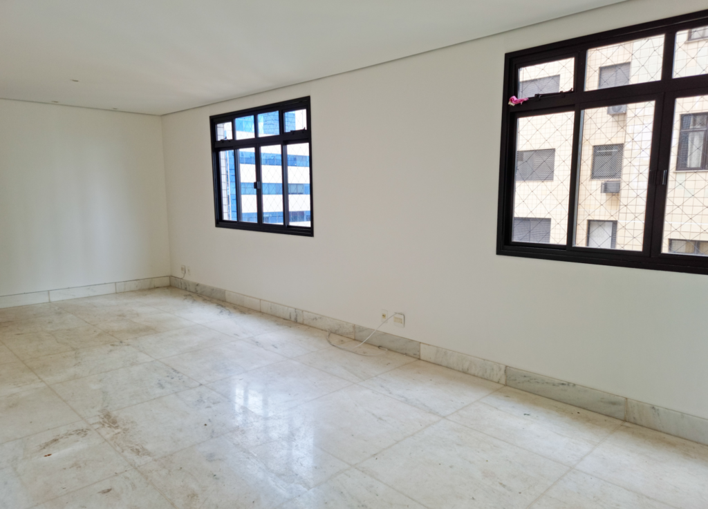 APARTAMENTO A VENDA RUA MARANHÃO 1